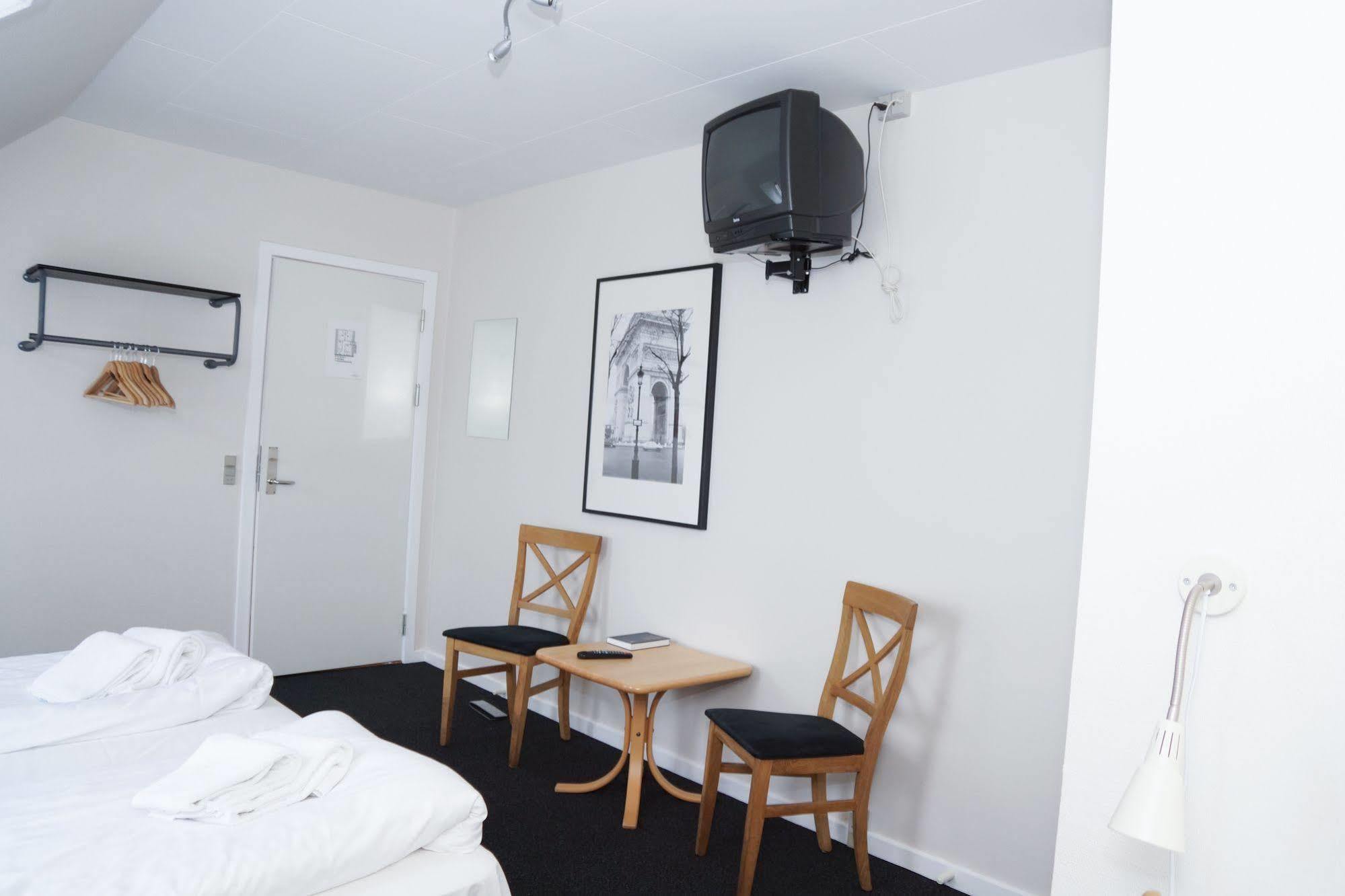 Foldens Hotel 3*